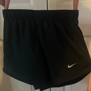 Nike Black Athletic Shorts Lightweight Elastic Waistband
